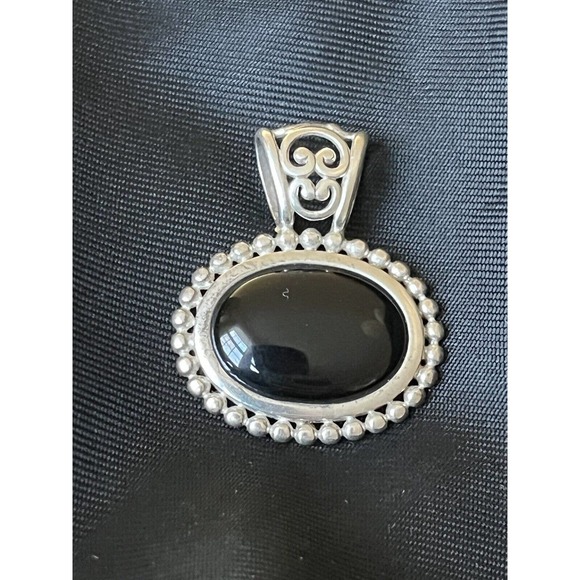 Vintage Sterling Silver & Onyx Oval Pendant By NV Nevada Silver Ornate .96"x1.17 - Picture 7 of 10